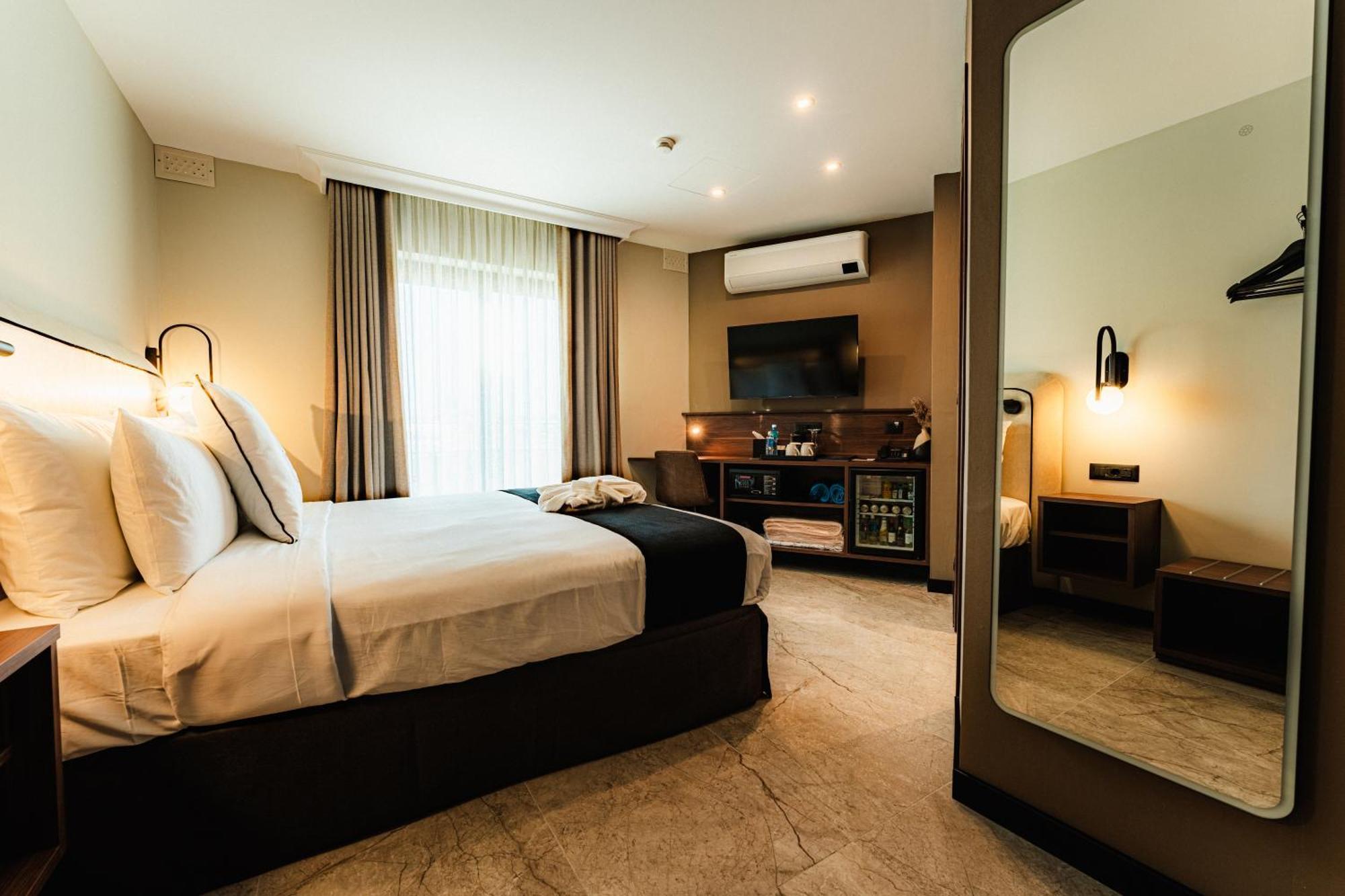 Royale Sainte Helene Boutique Hotel Birkirkara Bagian luar foto