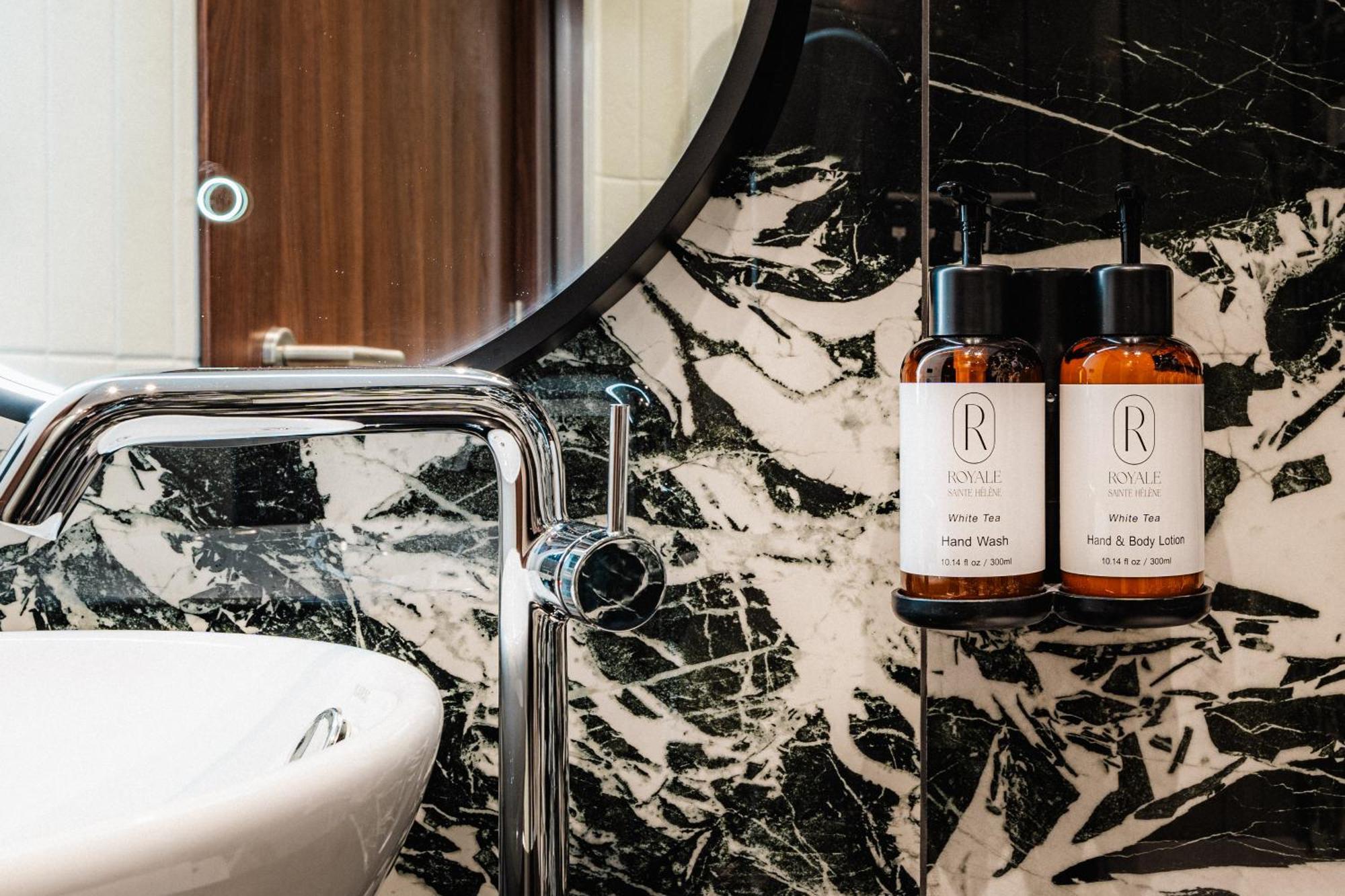 Royale Sainte Helene Boutique Hotel Birkirkara Bagian luar foto