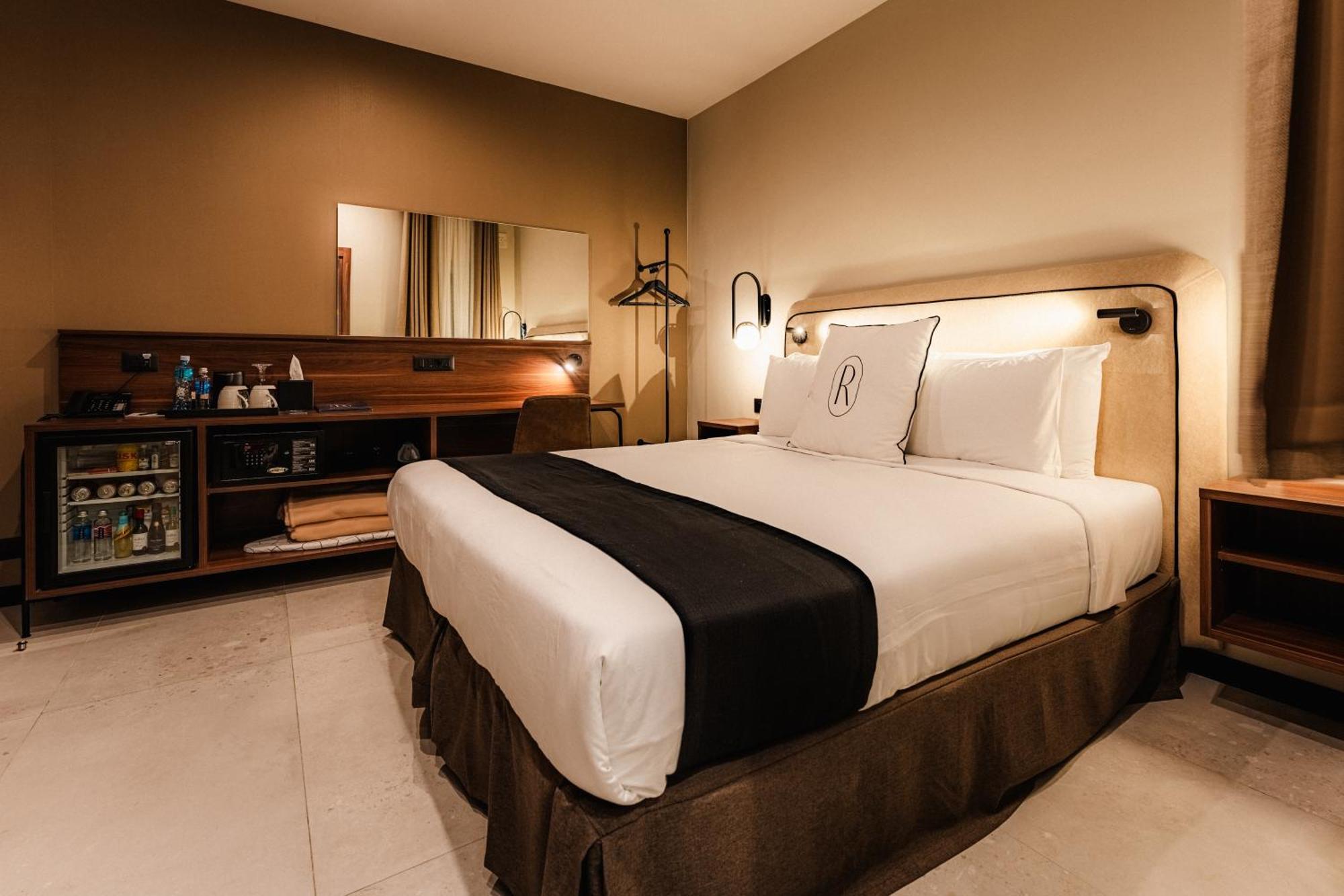 Royale Sainte Helene Boutique Hotel Birkirkara Bagian luar foto